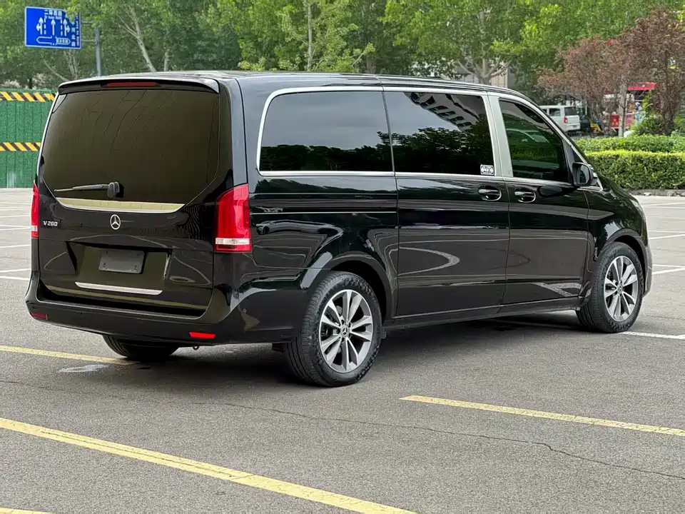Mercedes-Benz V-class Mercedes-Benz V-class