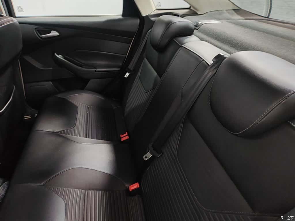 Ford Focus, 2017 13