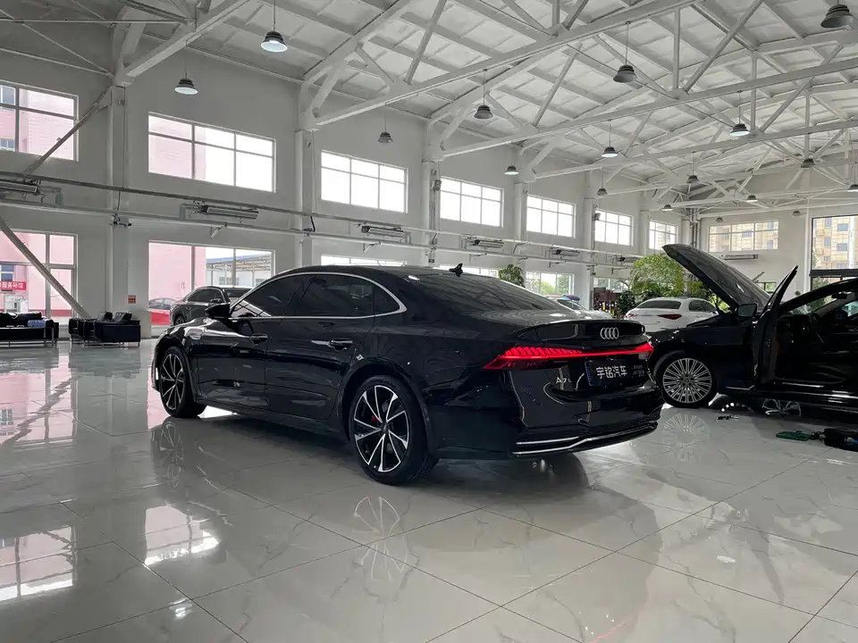Audi A7L Audi A7L