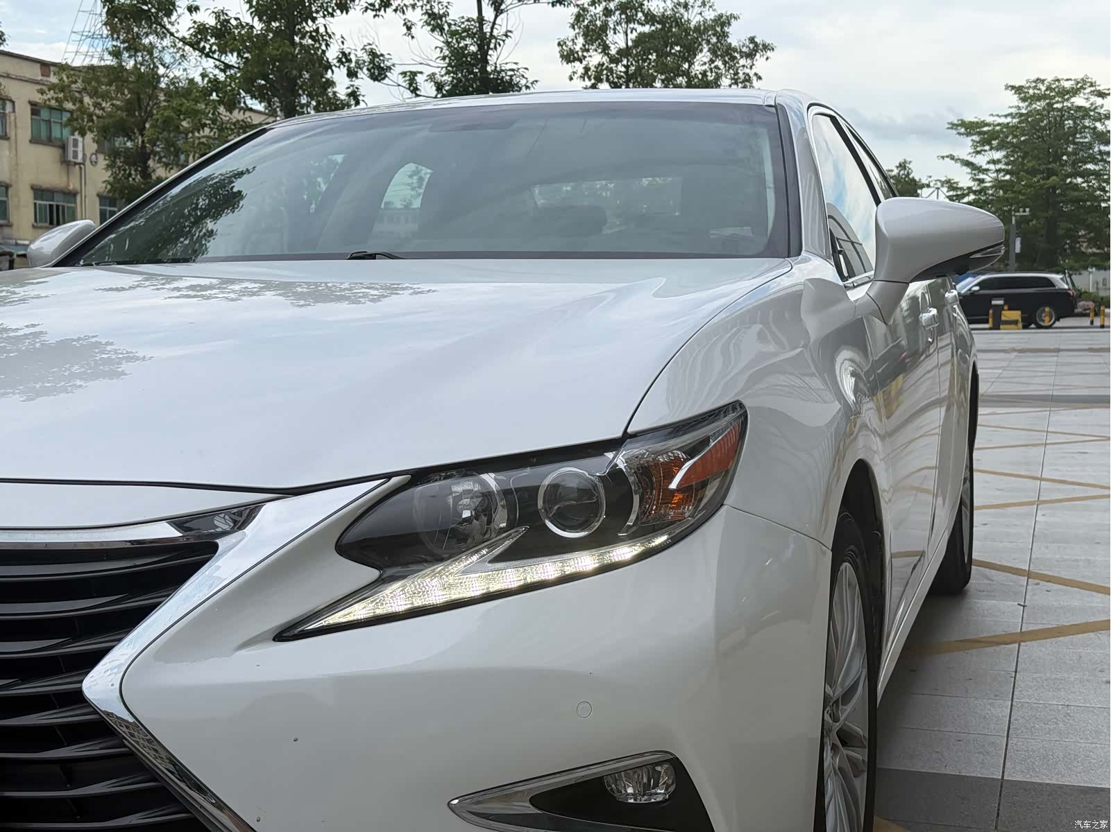 Lexus ES, 2017 4