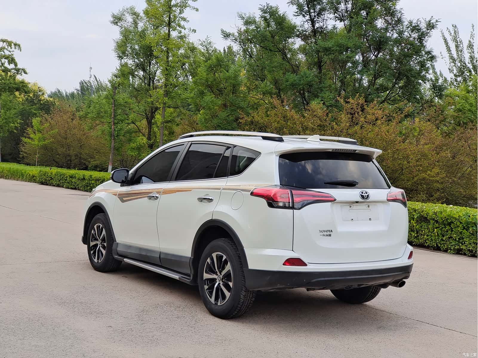 Toyota RAV4, 2017 9