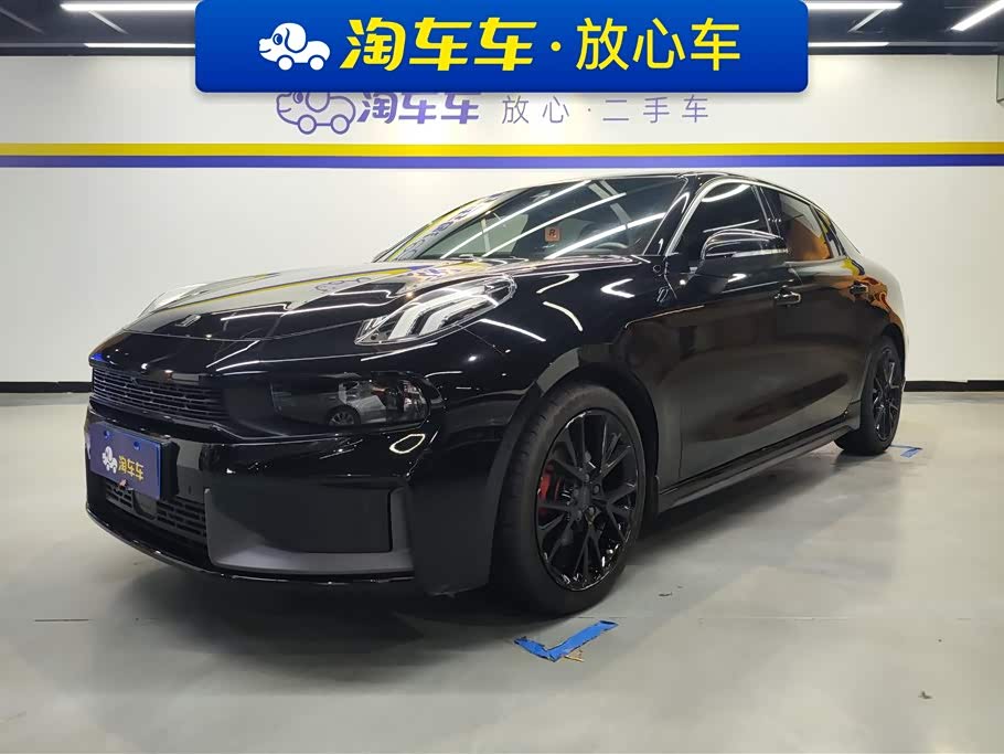 Lynk & Co 03 Lynk & Co 03