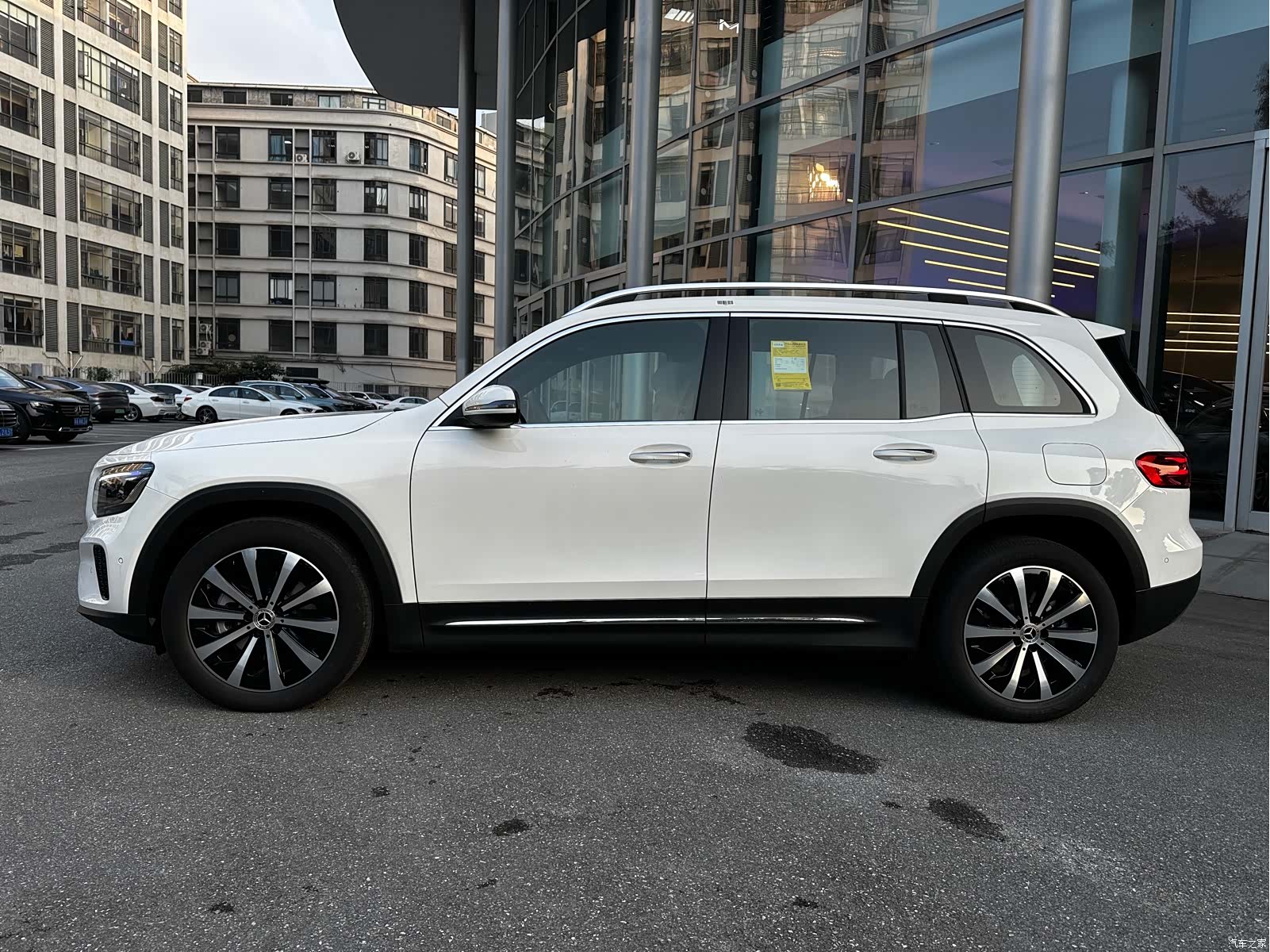 Mercedes-Benz GLB, 2025 3