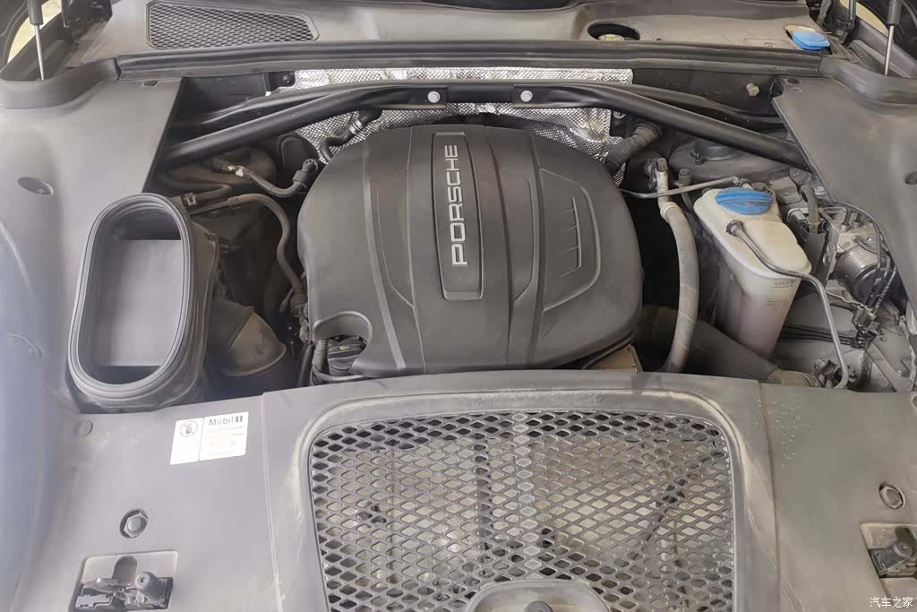 Porsche Macan, 2017 10