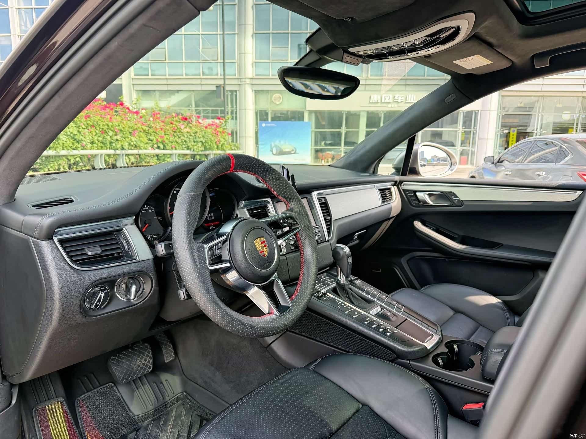 Porsche Macan, 2016 12