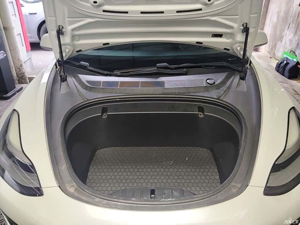 Tesla Model 3, 2020 20