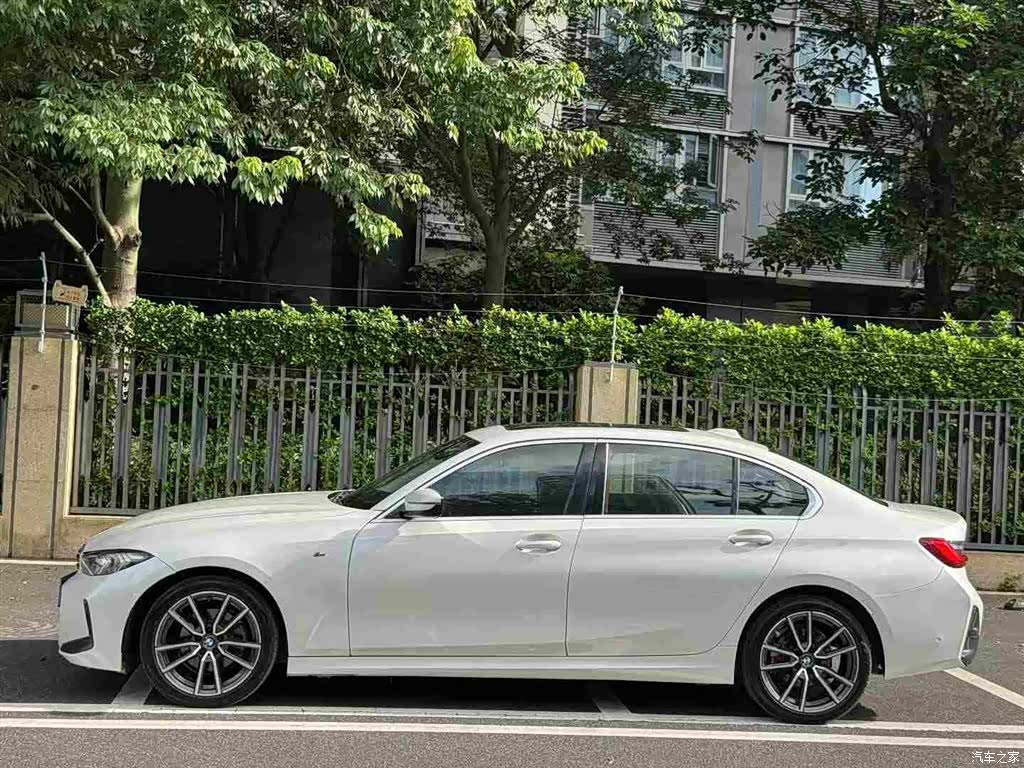 BMW 3 Series, 2023 3