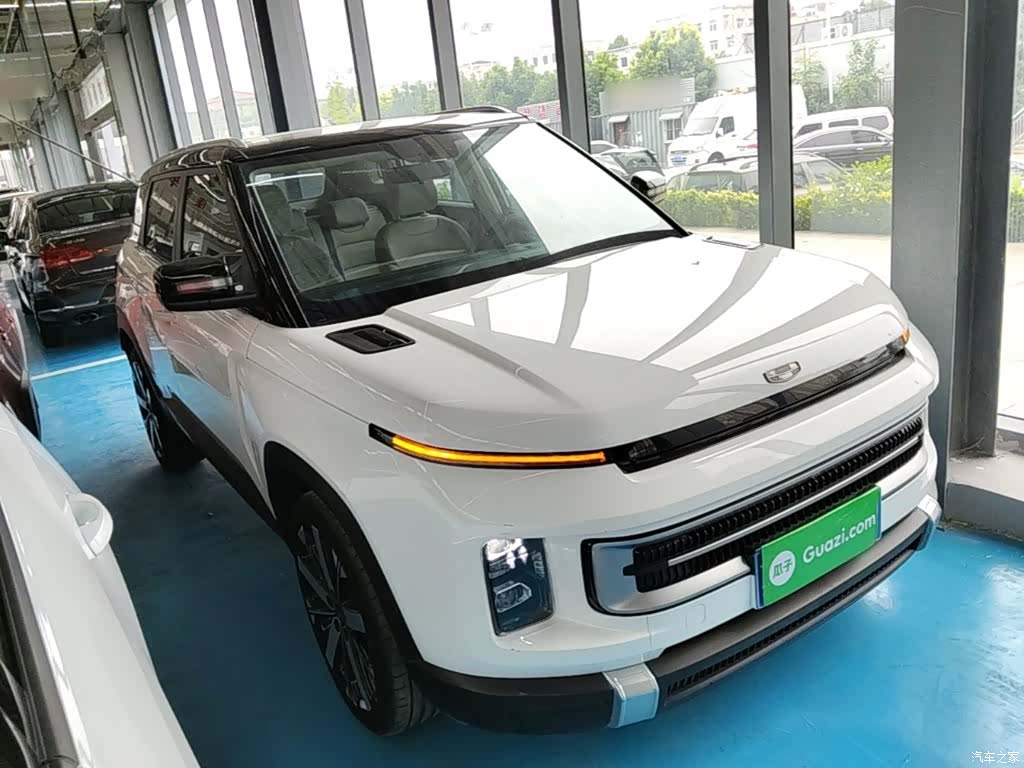 Geely Icon, 2023 4