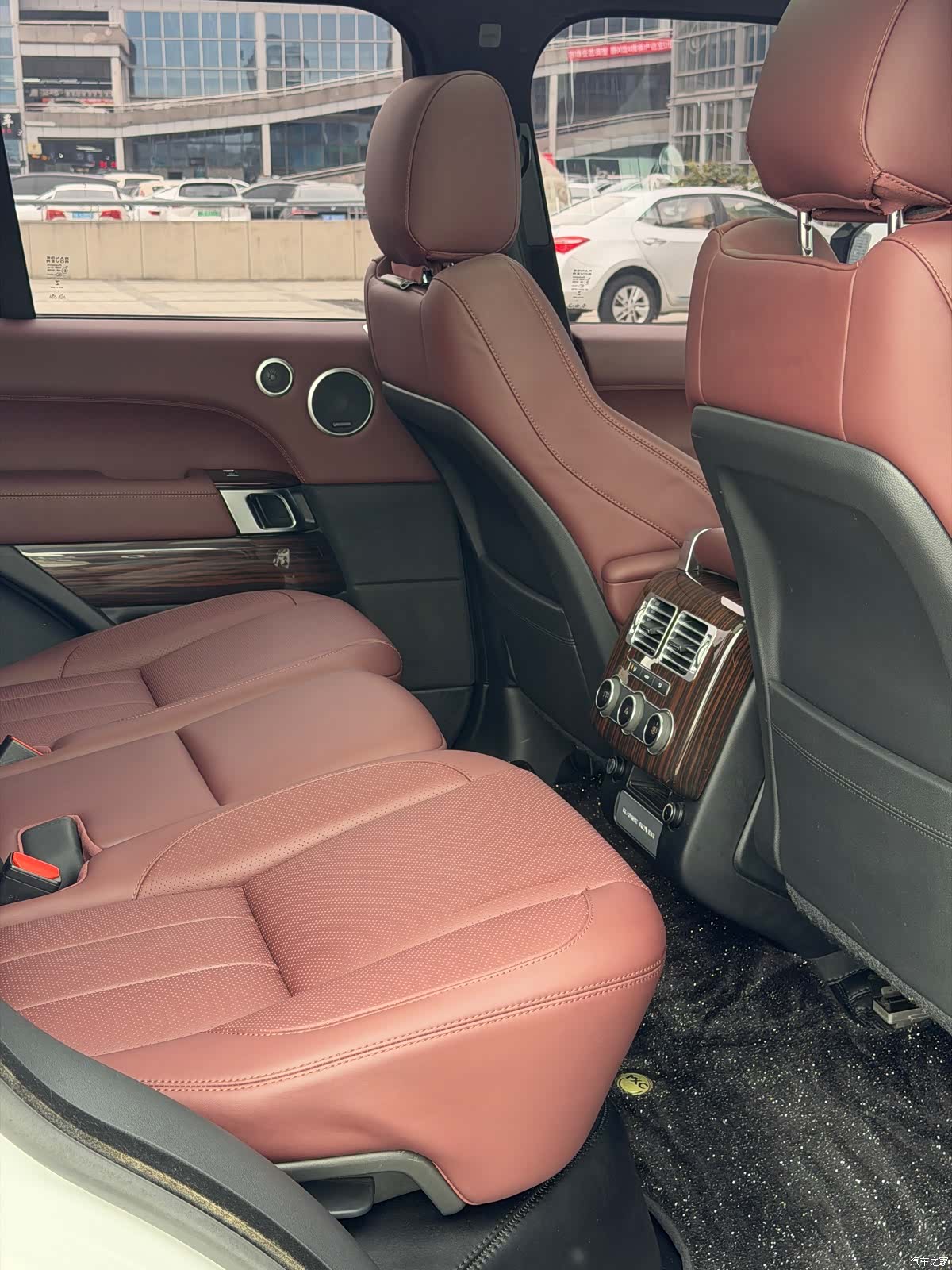 Land Rover Range Rover, 2019 16