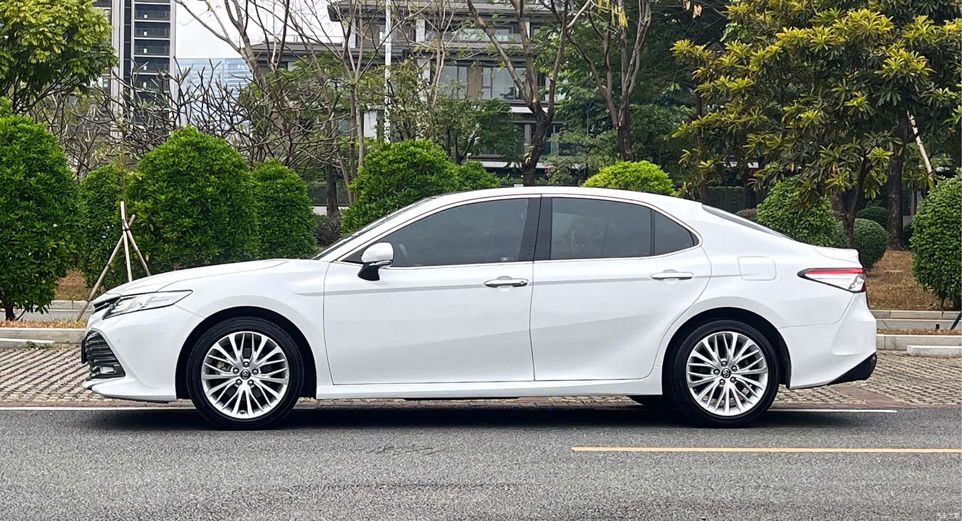 Toyota Camry, 2020 17