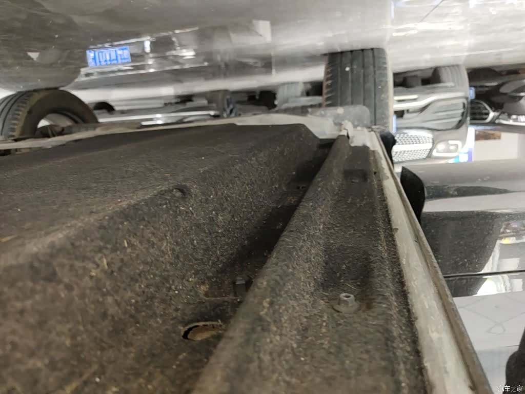 Audi Q5L, 2021 21