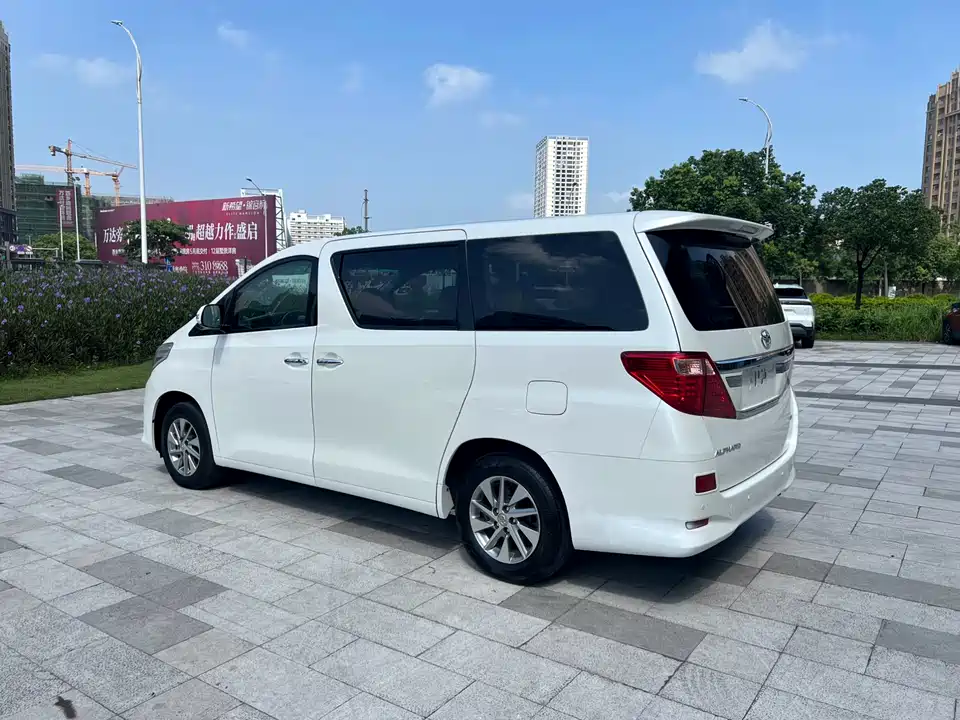 Toyota Elfa Toyota Elfa