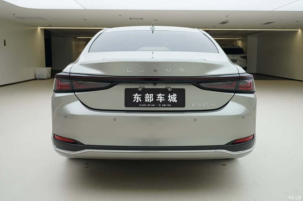 Lexus ES, 2026 все фото