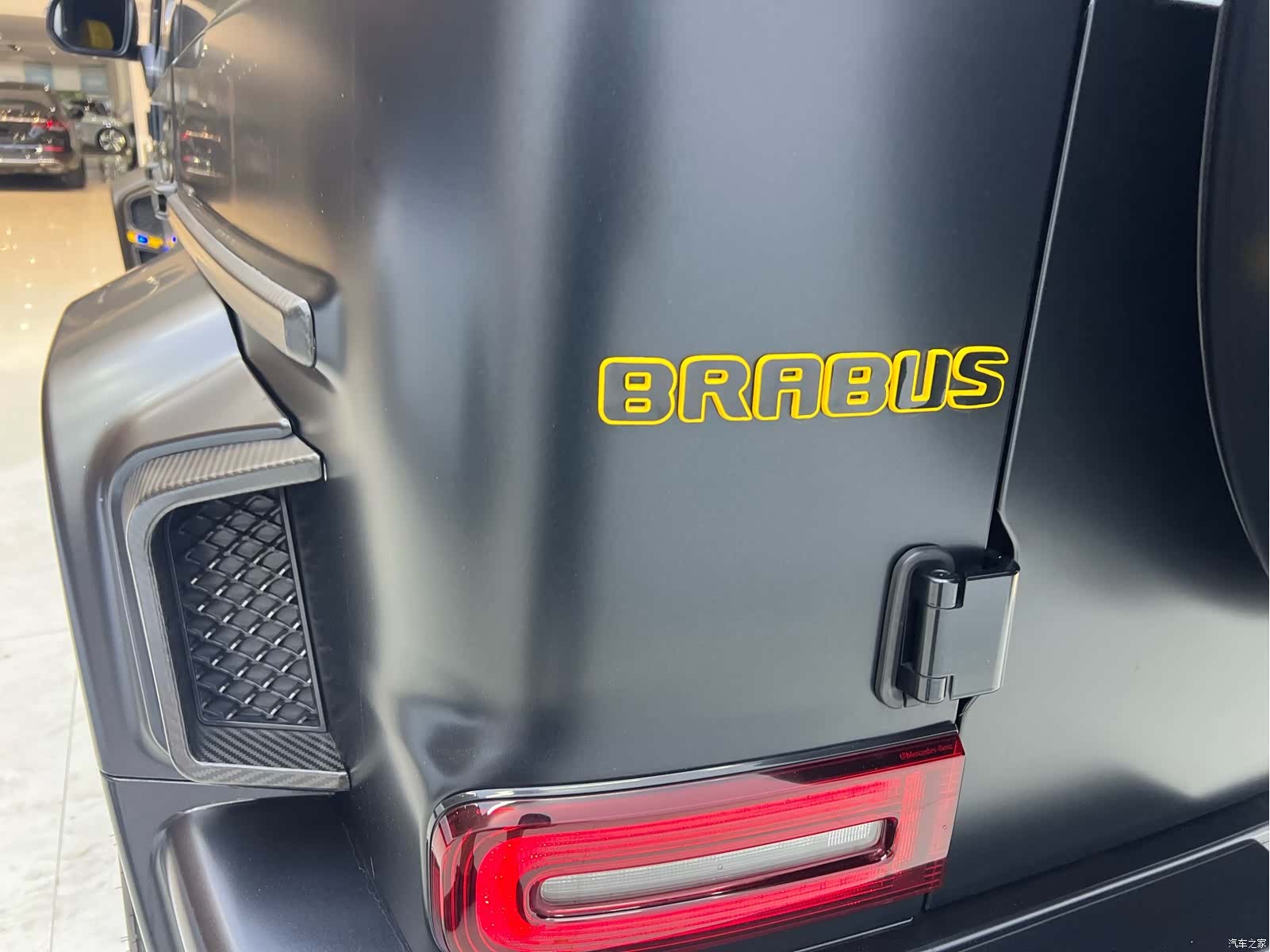 Mercedes-Benz G-Class, 2023 11
