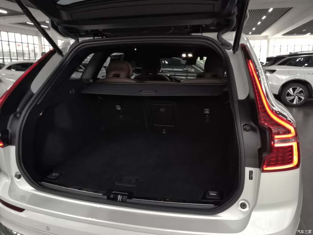 Volvo XC60, 2025 19