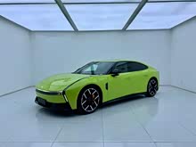 С��P7 2025�� 702 ������ Ultra