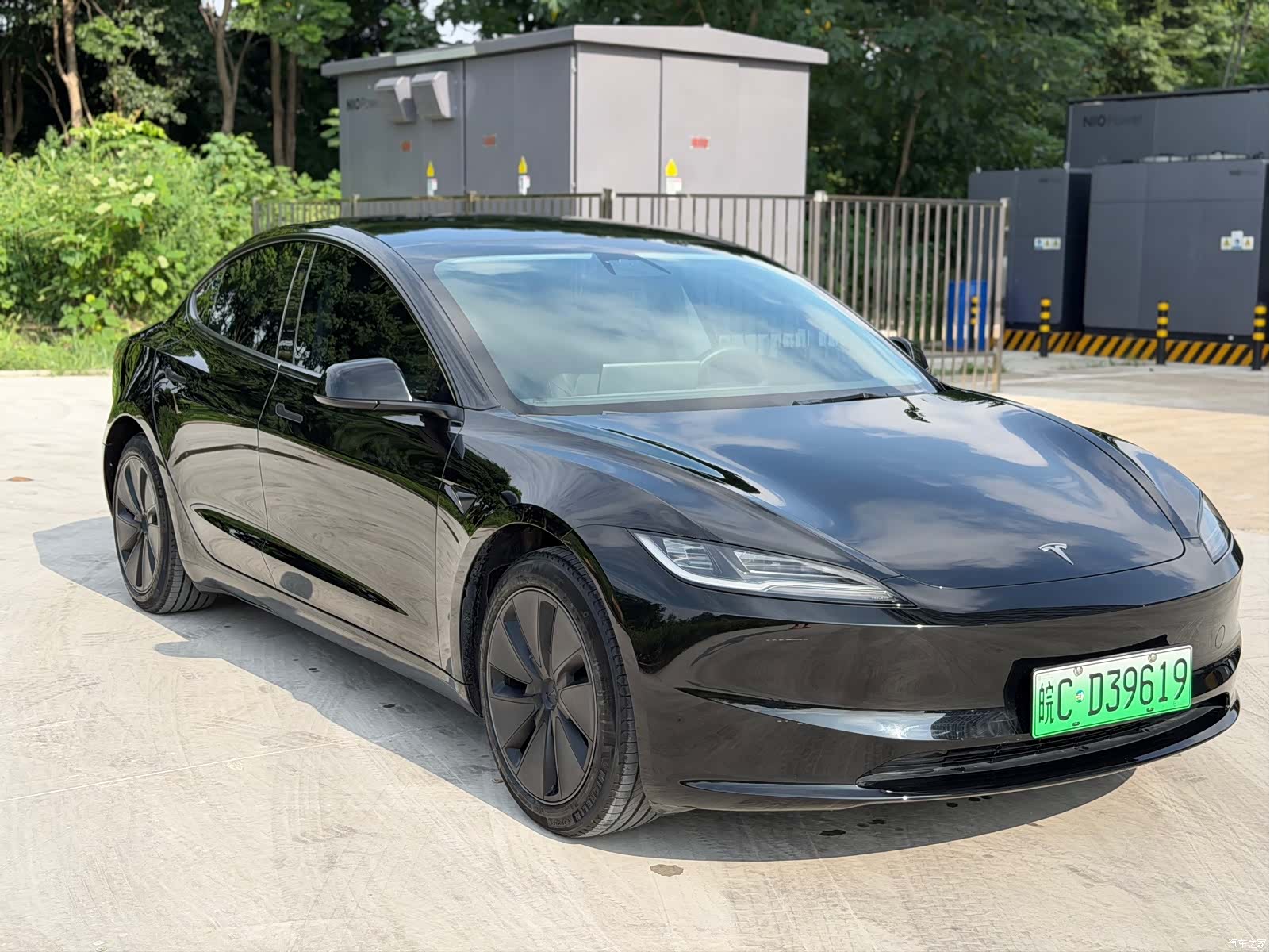 Tesla Model 3, 2023 1