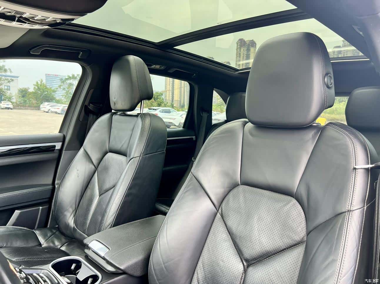 Porsche Cayenne, 2012 15