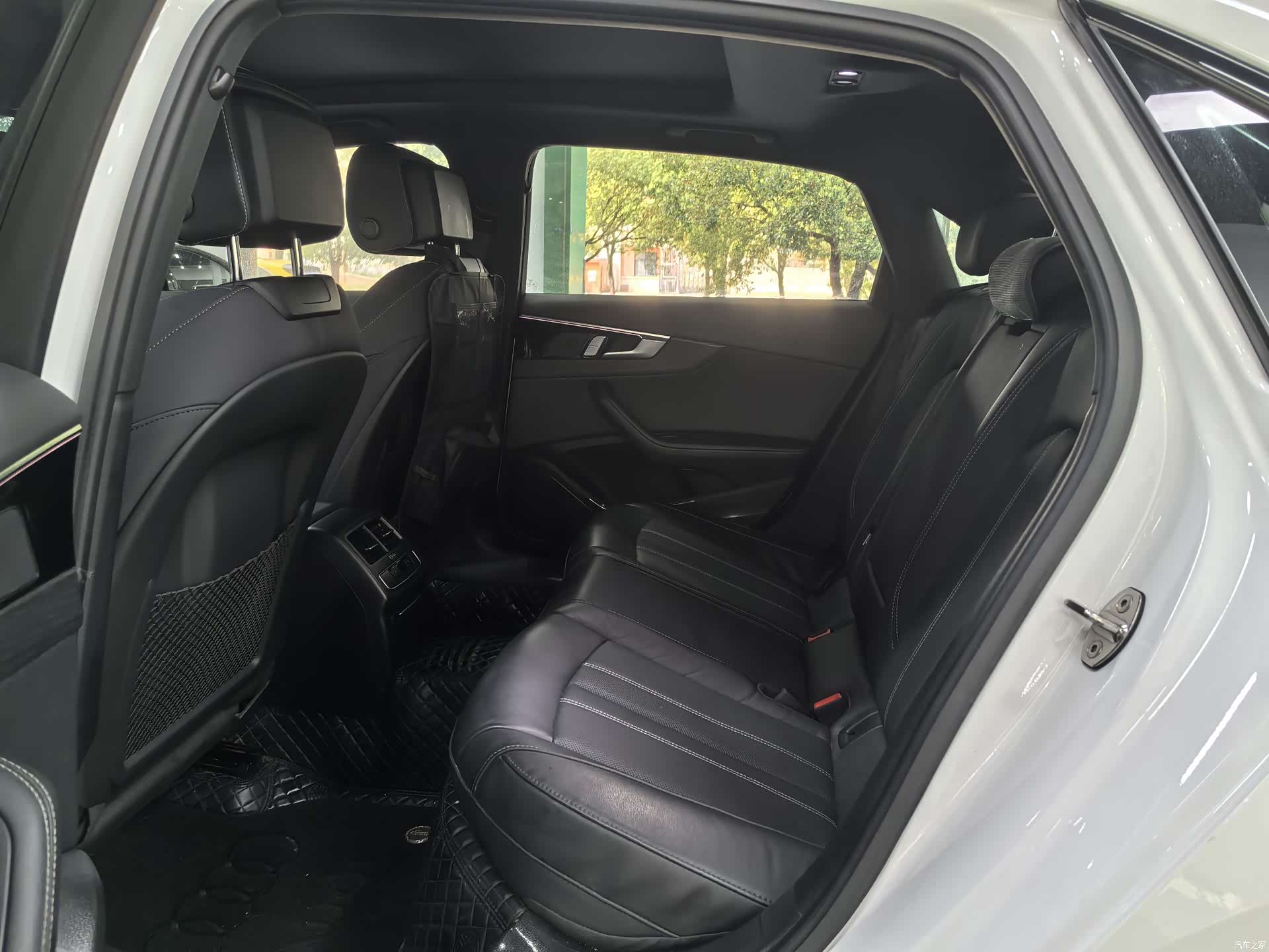 Audi A4L, 2024 9