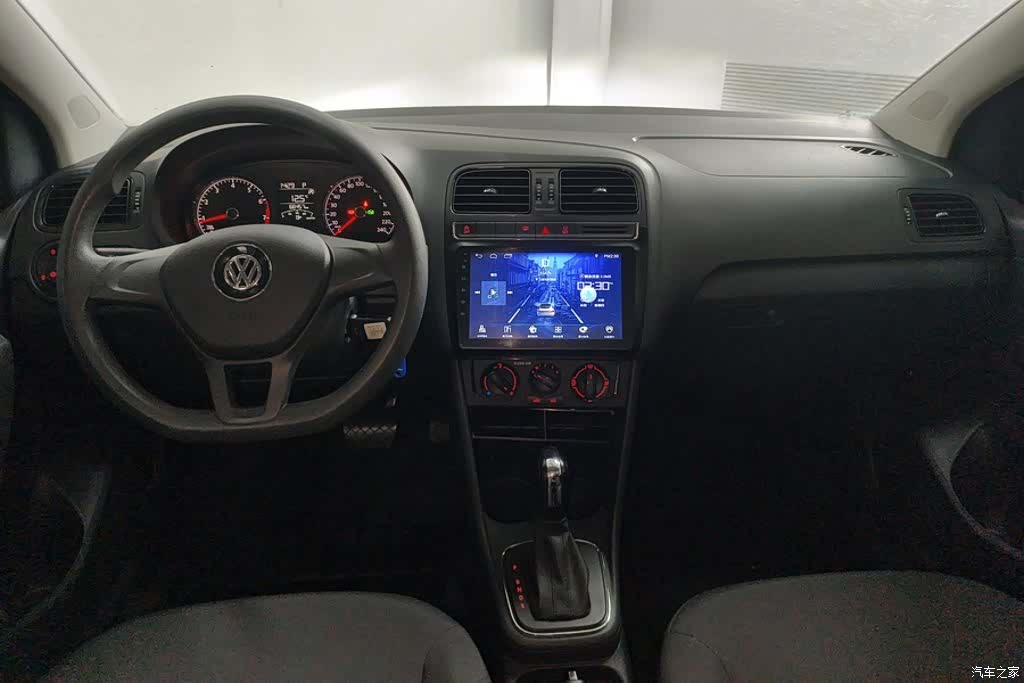Volkswagen Polo, 2018 12