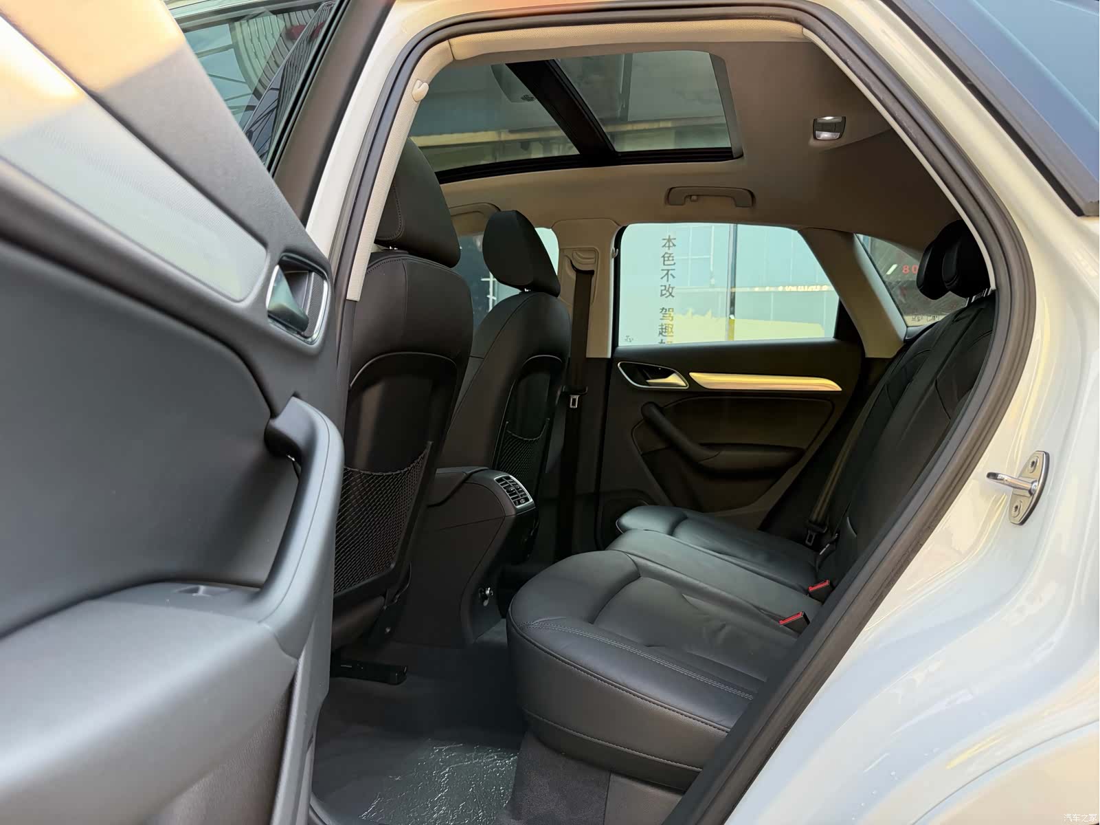 Audi Q3, 2017 11