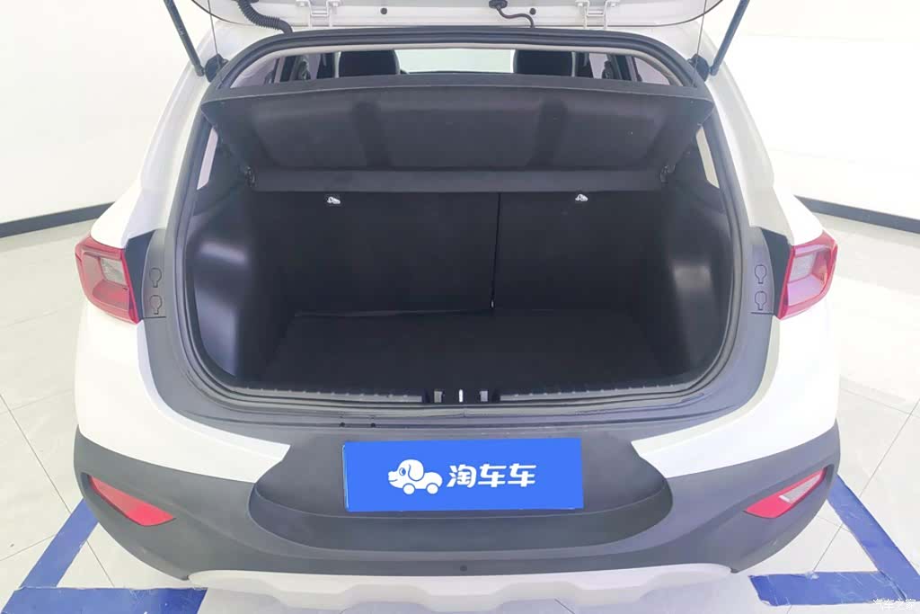 Kia KX1, 2024 4