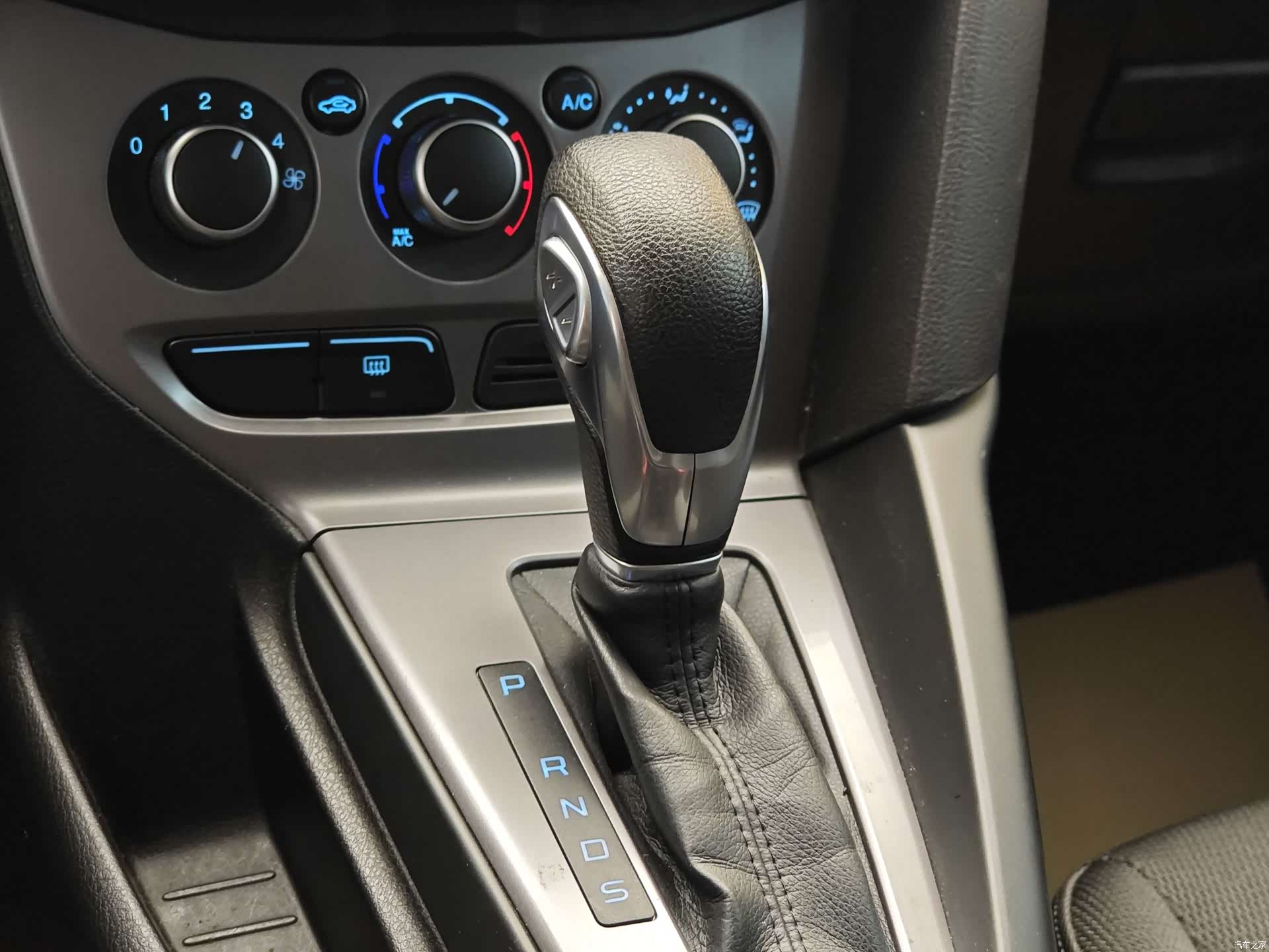 Ford Focus, 2015 17