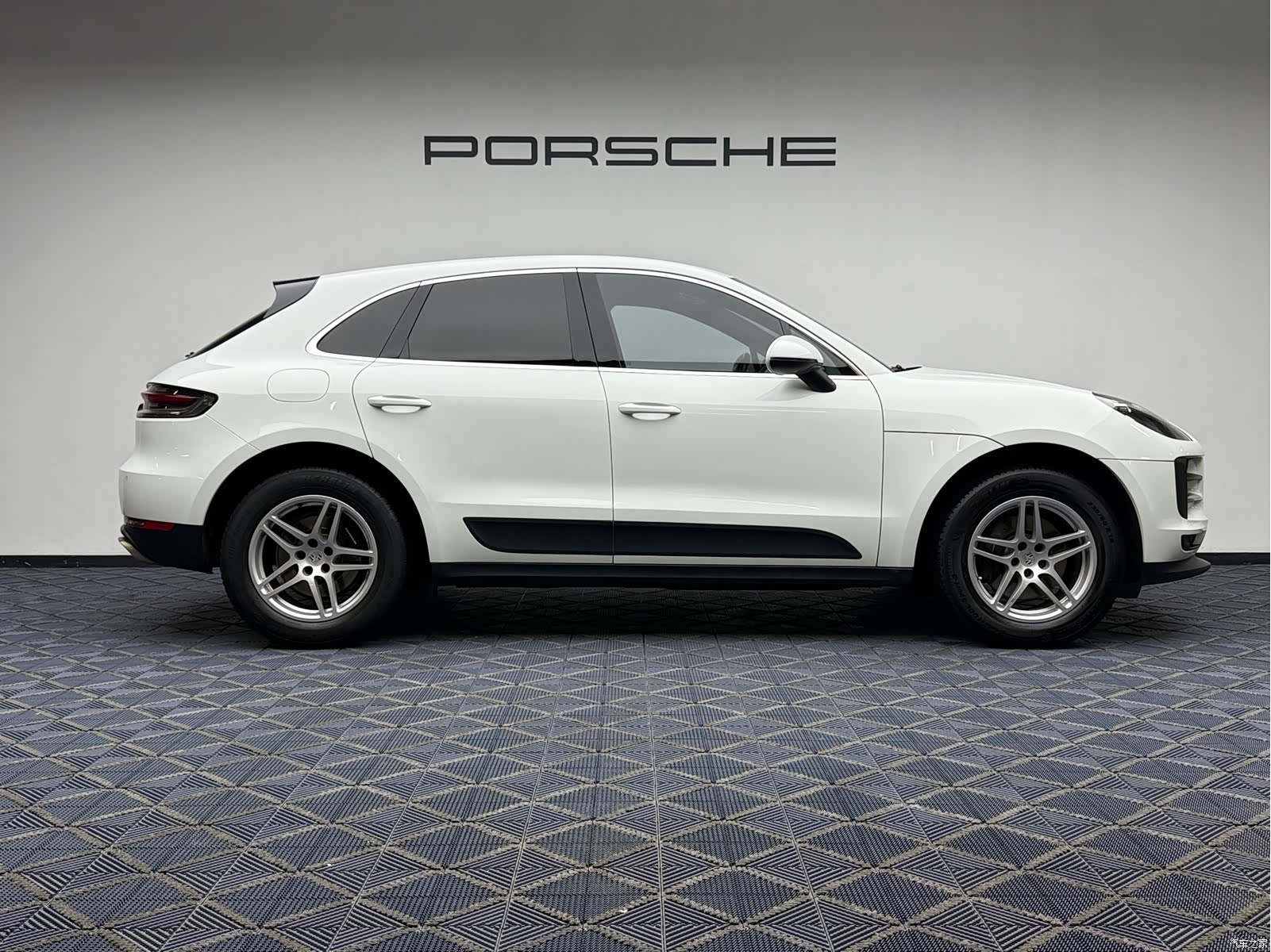 Porsche Macan, 2021 9