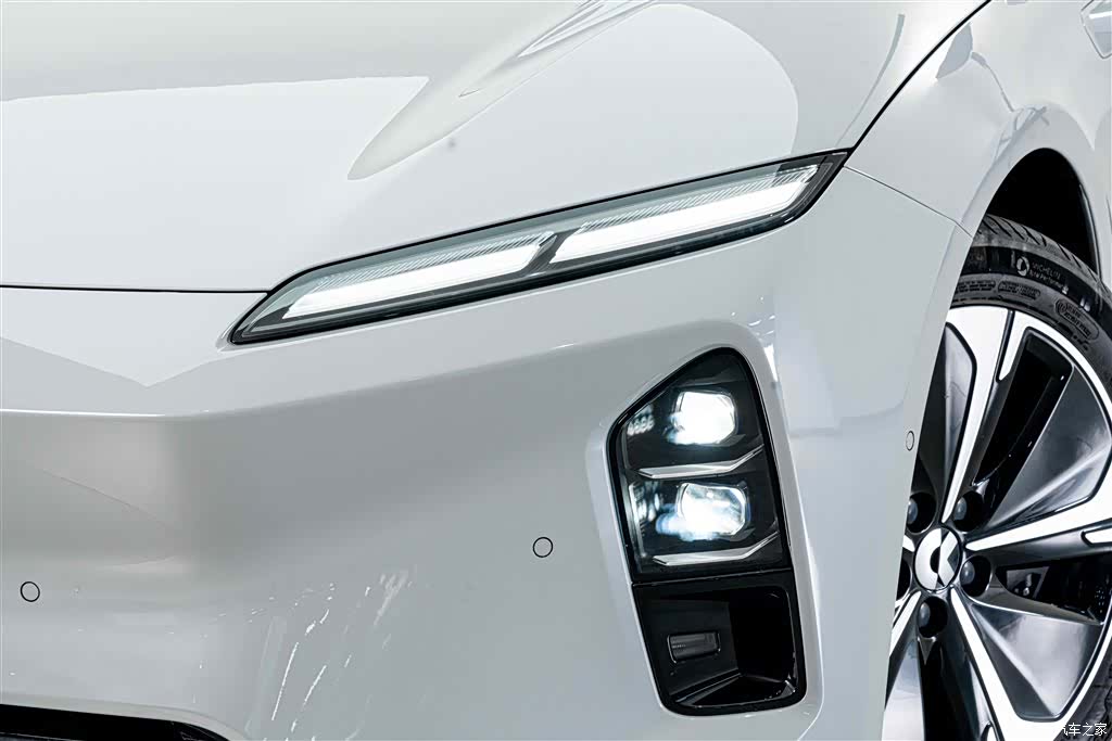 NIO ET5, 2025 все фото