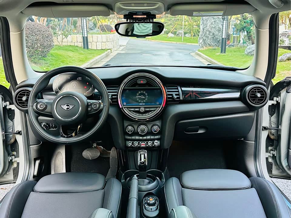 MINI MINI