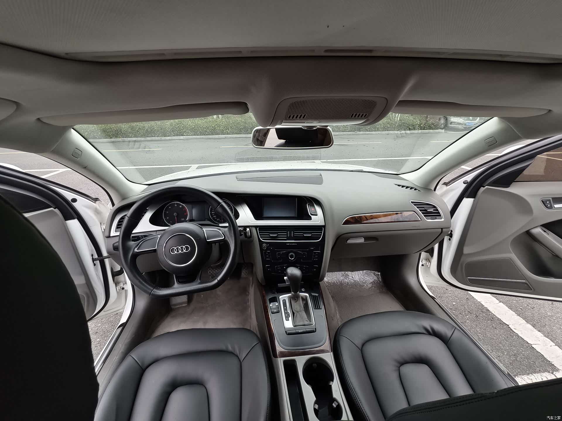 Audi A4L, 2011 7