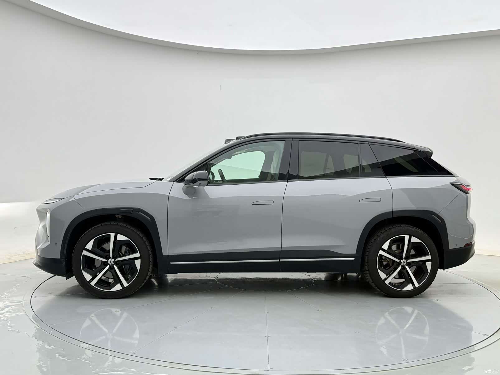 NIO ES7, 2022 3