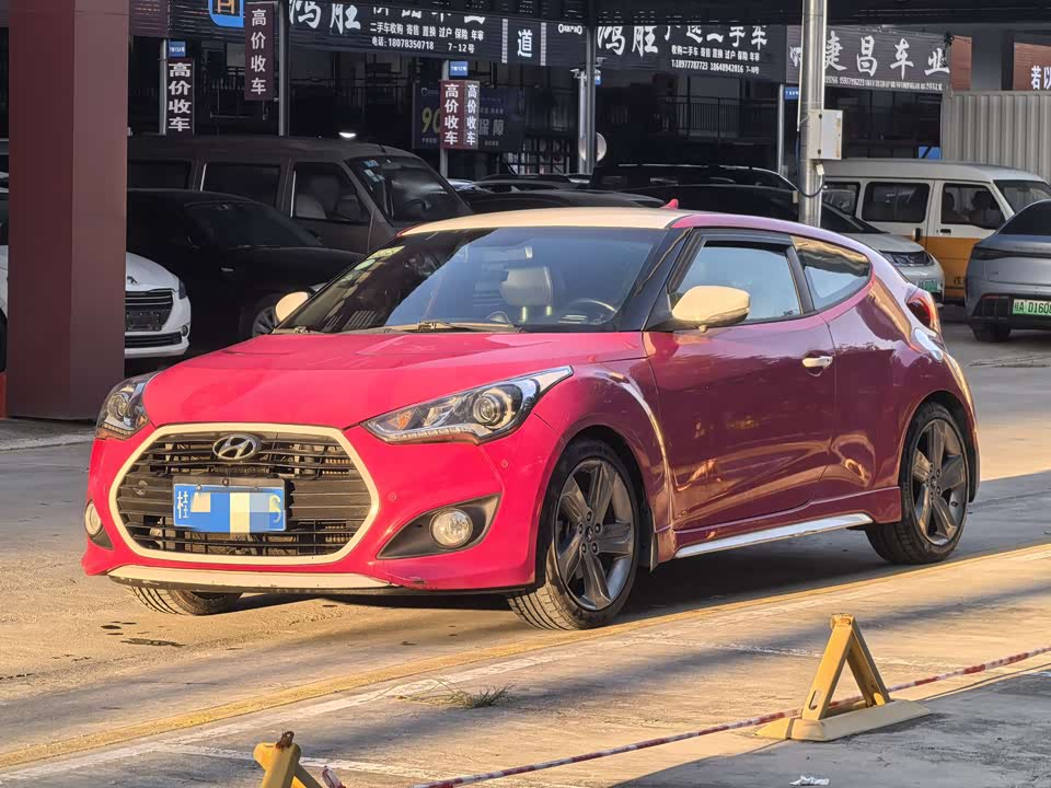 Hyundai Veloster