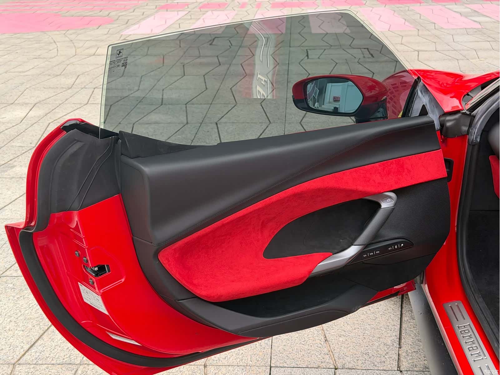 Ferrari 296, 2023 11
