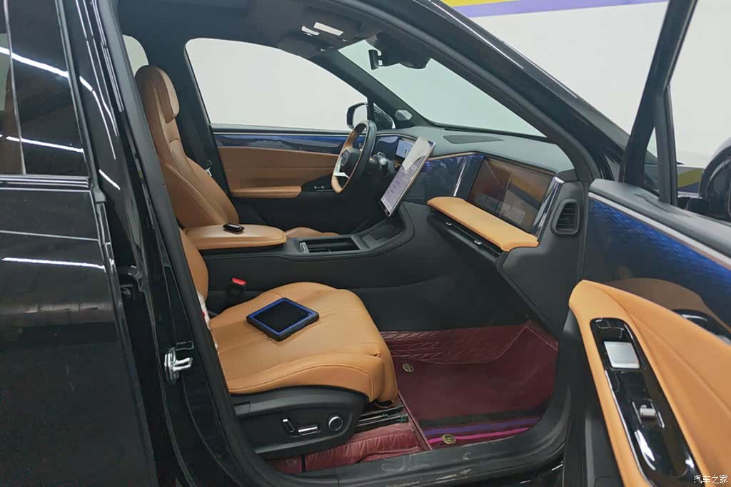Geely Galaxy L7, 2023 8