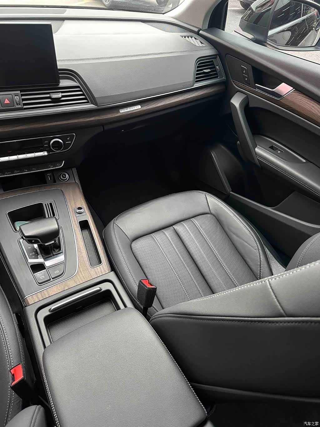 Audi Q5L, 2023 16