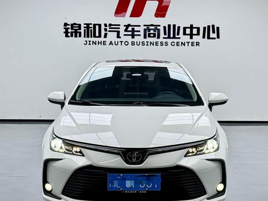 Toyota Corolla 2023, фото 2