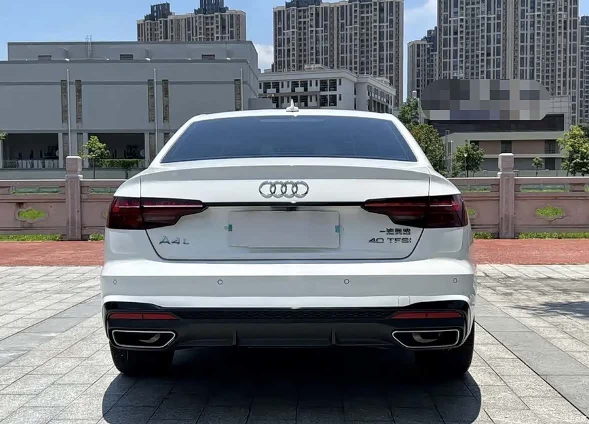 Audi A4L, 2022 9
