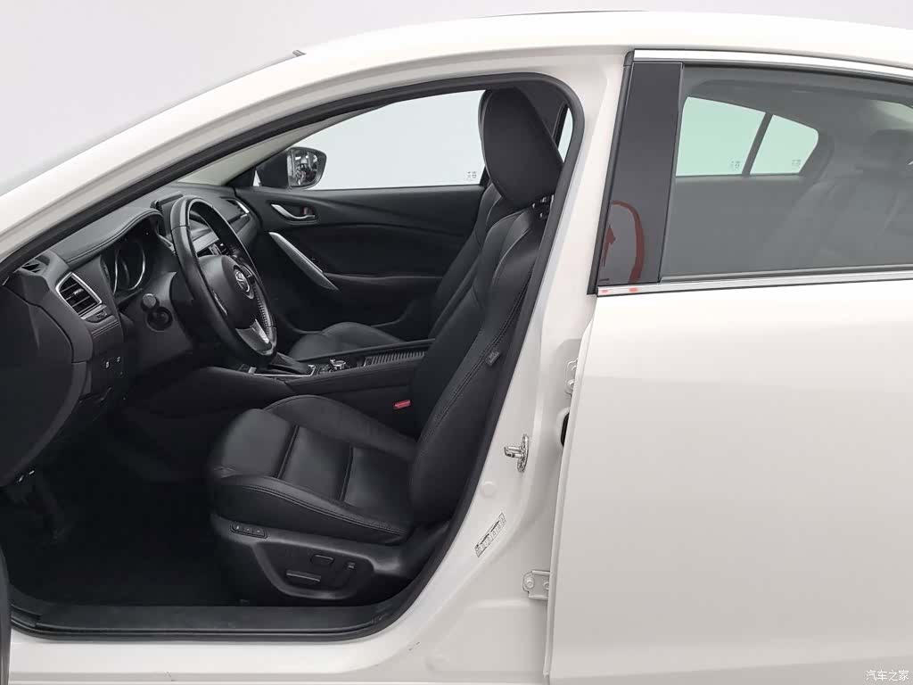 Mazda Atenza, 2017 10