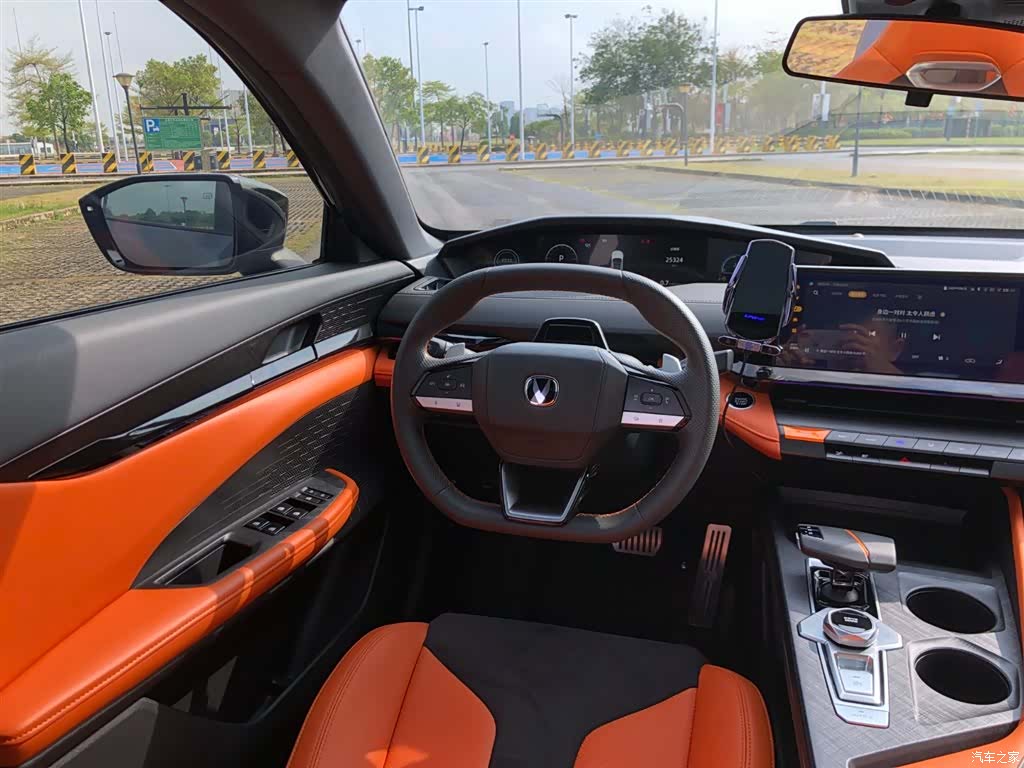 Changan UNI-V, 2024 33