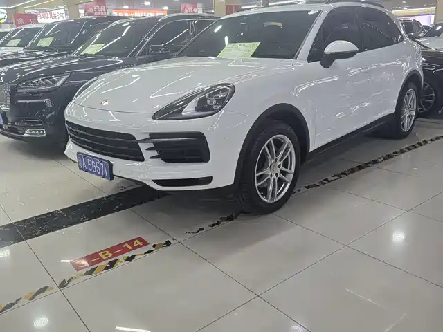 Porsche Cayenne 2018 — купить из Китая под заказ