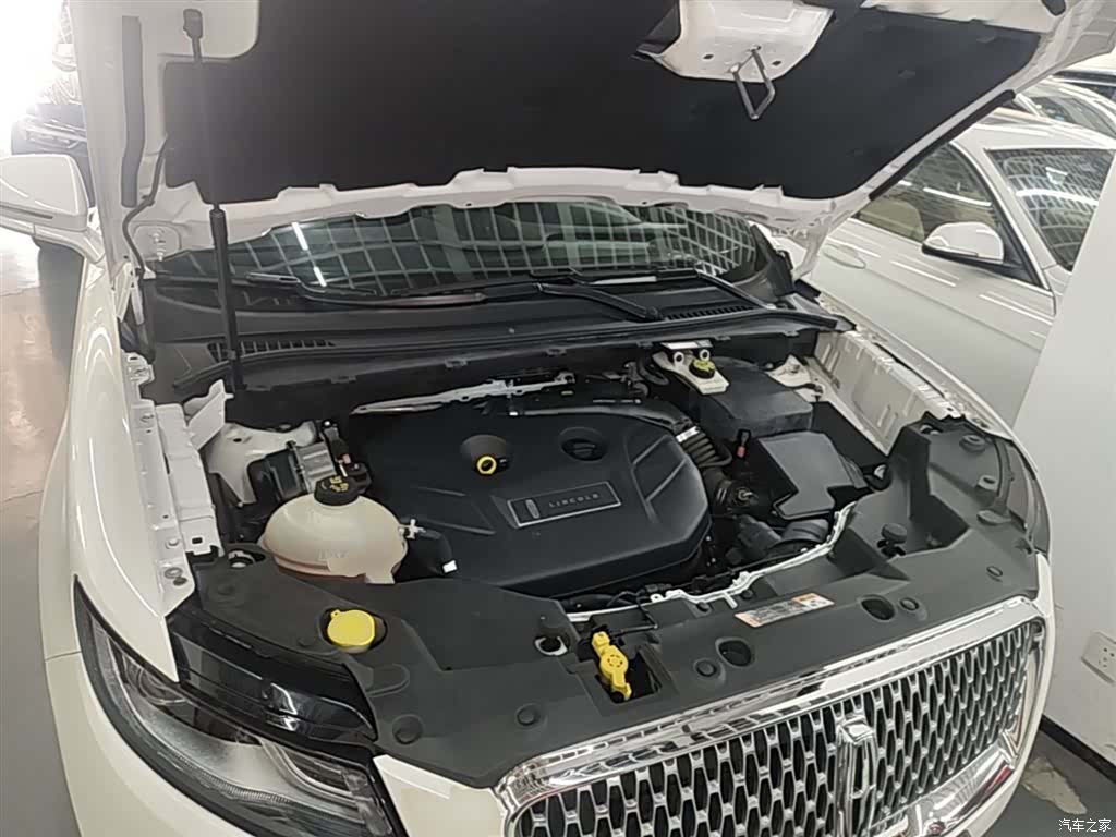 Lincoln MKC, 2020 20