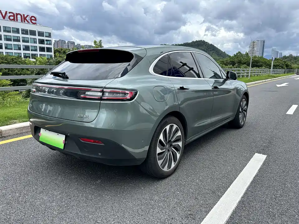 HarmonyOS Ask the world M5