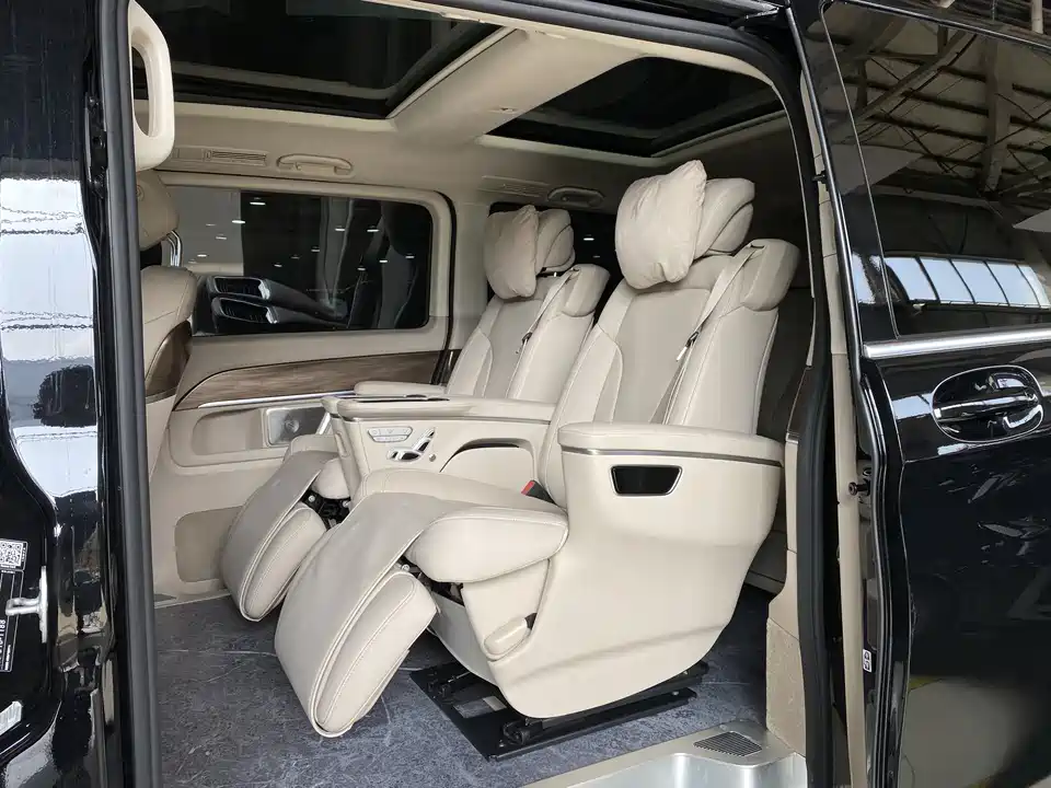 Mercedes-Benz V-class Mercedes-Benz V-class