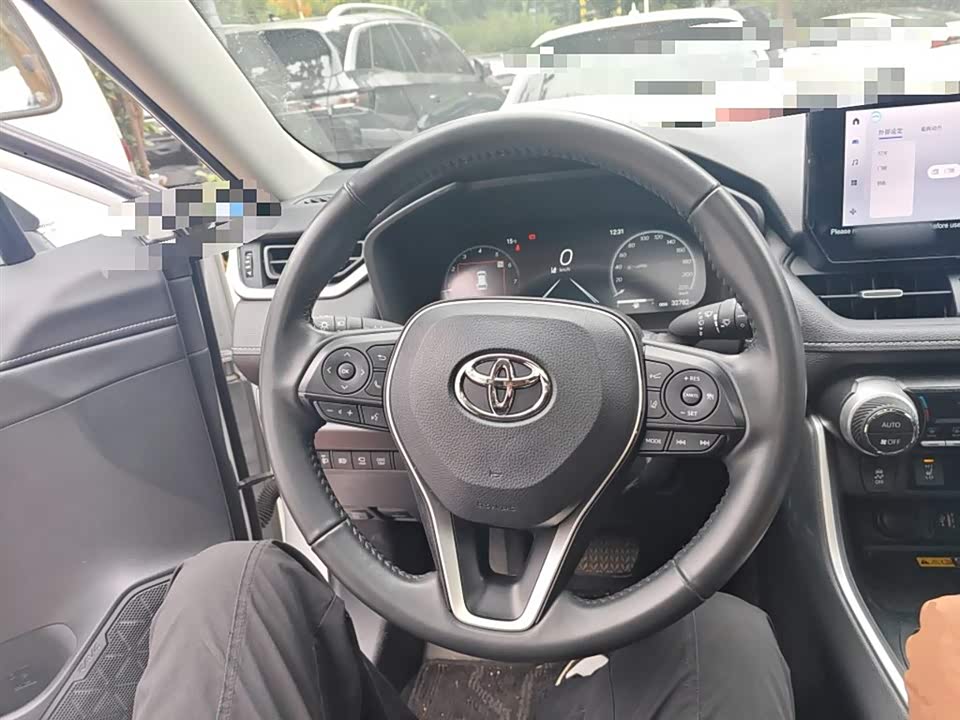 Toyota RAV4 Rongfang