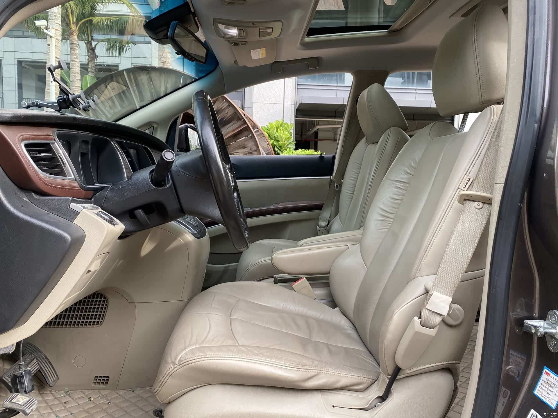 Buick GL8, 2016 15
