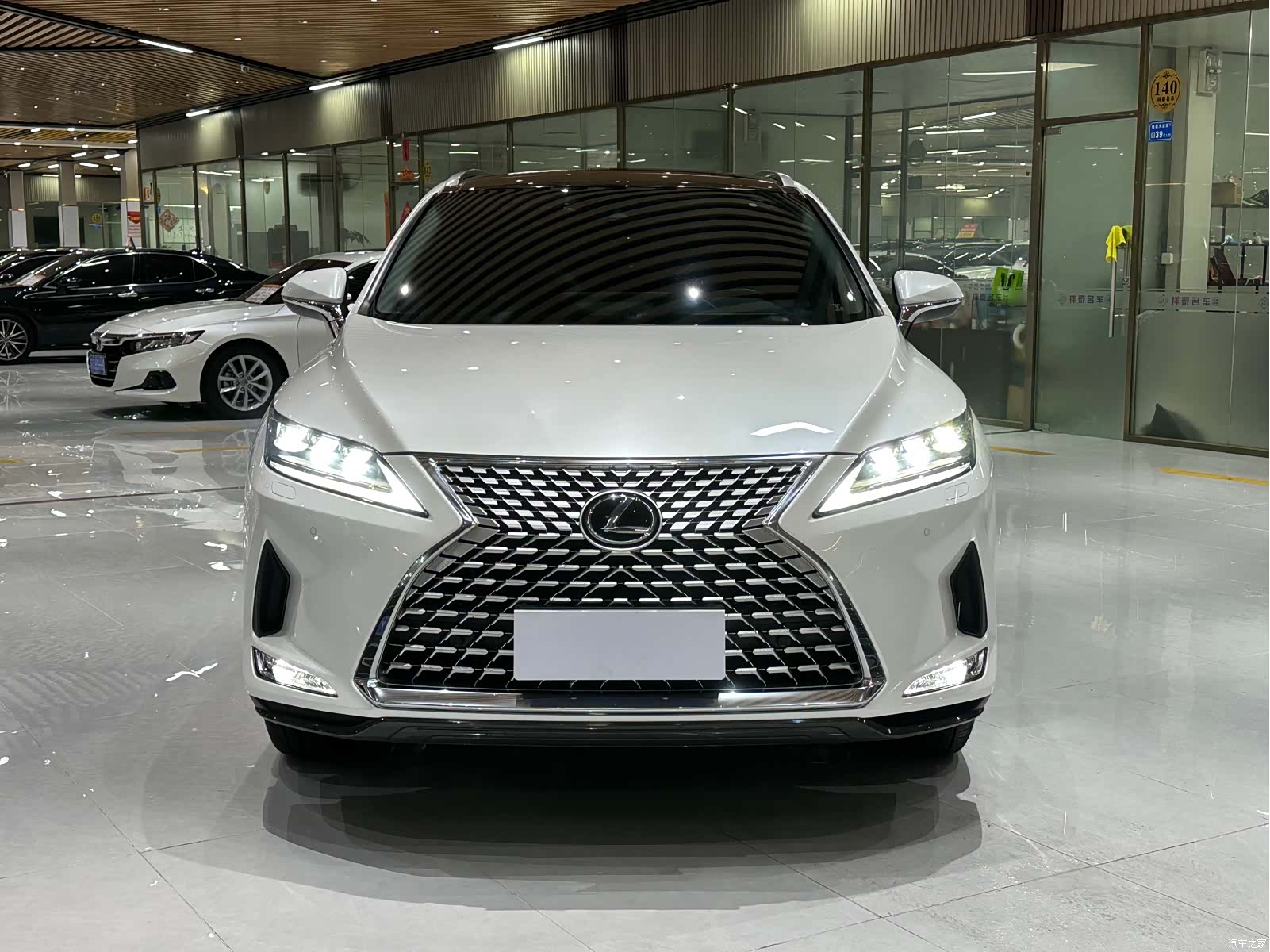 Lexus RX, 2022 2