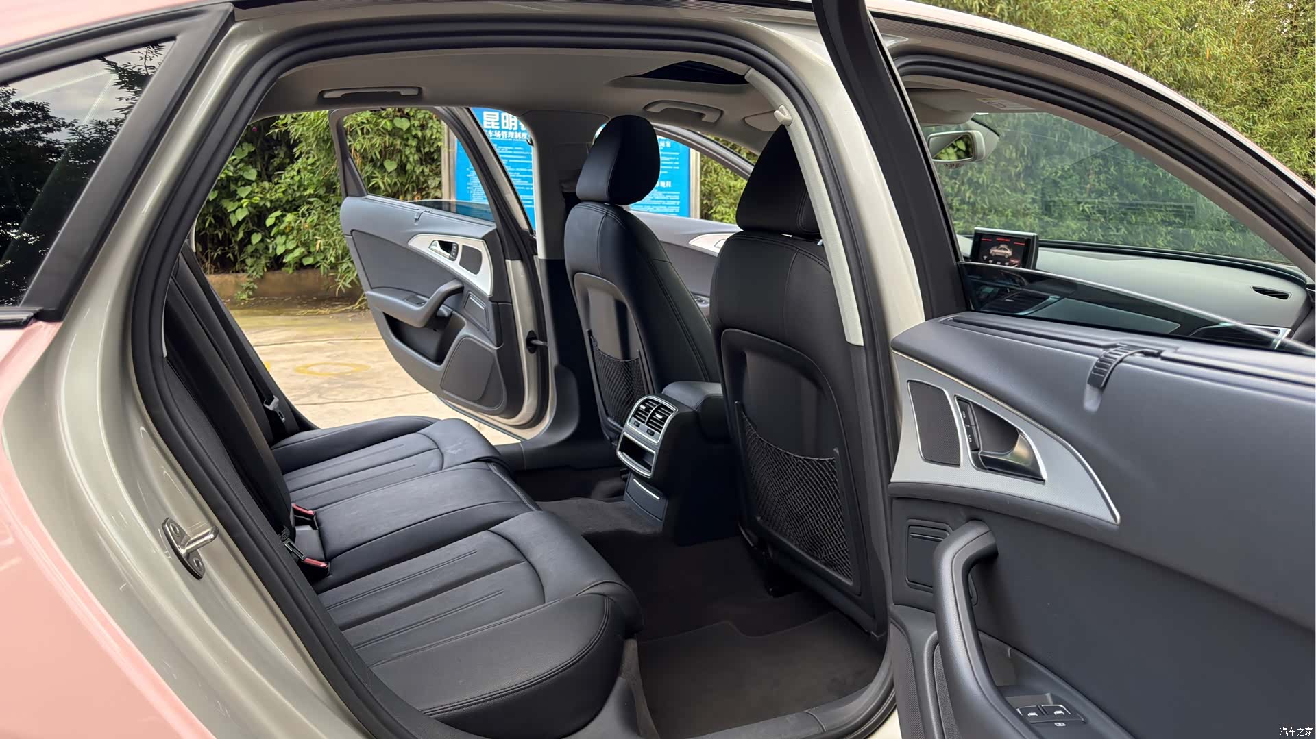 Audi A6L, 2015 17