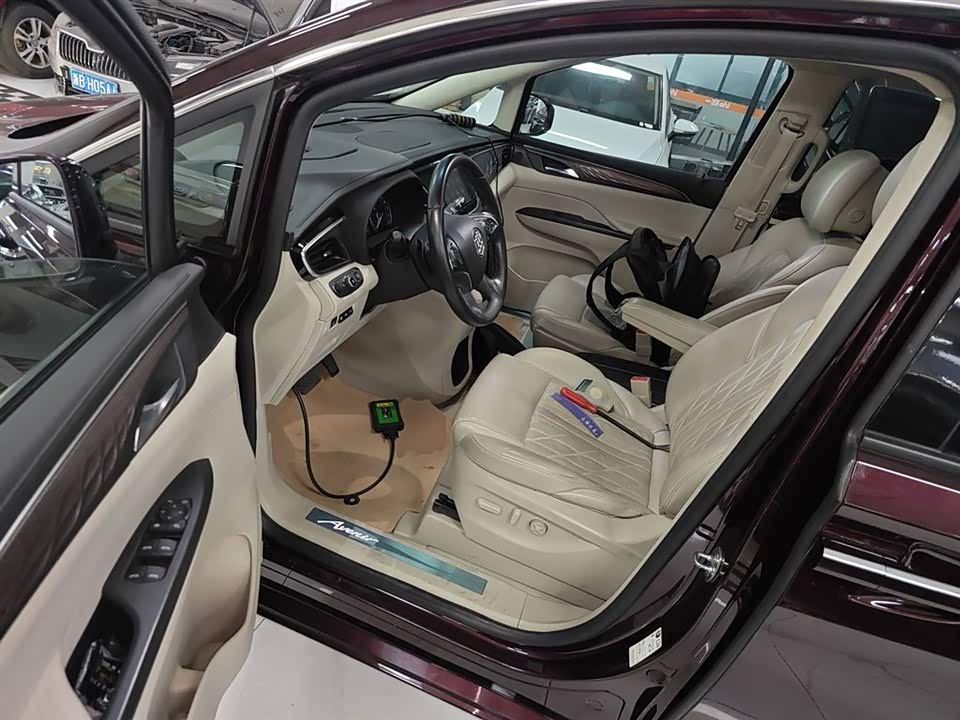 Buick GL8
