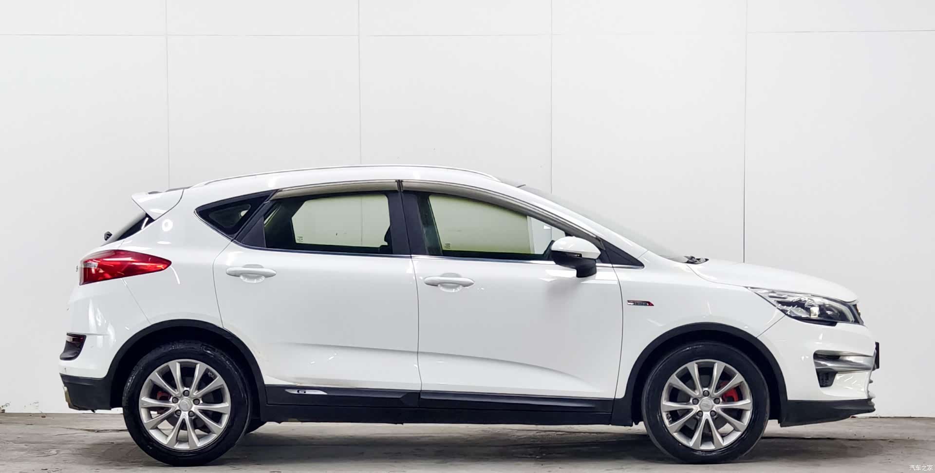 Geely Emgrand, 2017 8